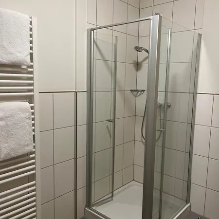 Hotel Landgasthof Zur Sonne I & Restaurant Neuburg am Rhein