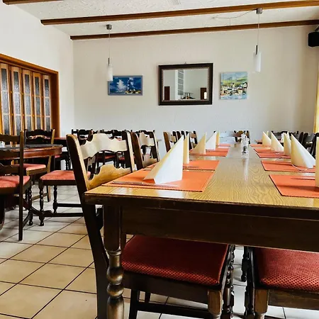 Landgasthof Zur Sonne I & Restaurant 2* Neuburg am Rhein