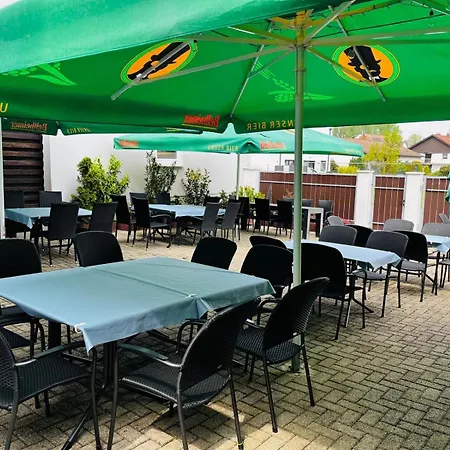 Landgasthof Zur Sonne I & Restaurant Neuburg am Rhein